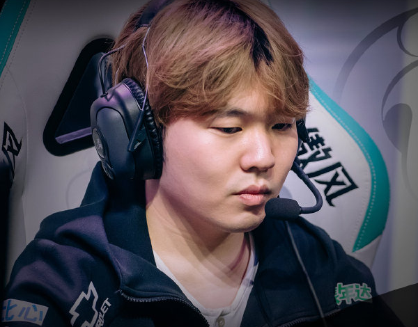 关于Rookie连续十五场比赛得分超过逆转，掘金挑战极限！的信息